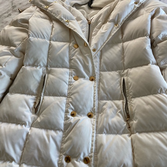 Ivory winter coat 🤍 - Picture 7 of 14